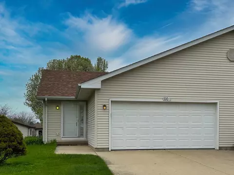 Exterior - 500 12 Johnson St, Marengo, IL 60152 photo 2 of 4