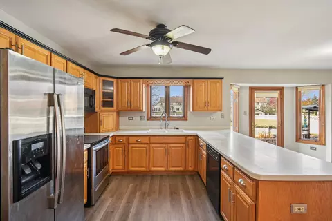 Kitchen - 16212 S Howard St, Plainfield, IL 60586 photo 2 of 2