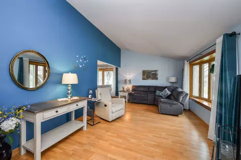 Other - 879 Lakeside Dr, Bartlett, IL 60103 photo 3 of 7