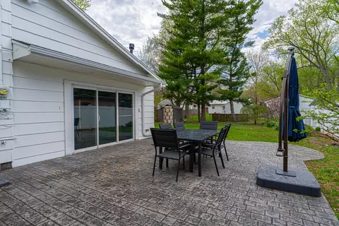 Exterior - 805 S Grove St, Normal, IL 61761 photo 3 of 5