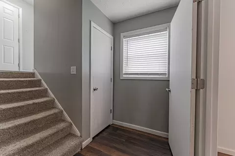 Entry Way - 805 S Grove St, Normal, IL 61761 photo 2 of 9