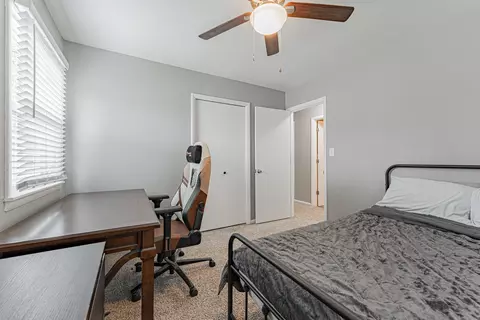 Bedroom - 805 S Grove St, Normal, IL 61761 photo 9 of 9