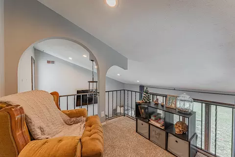 Entry Way - 805 S Grove St, Normal, IL 61761 photo 7 of 9
