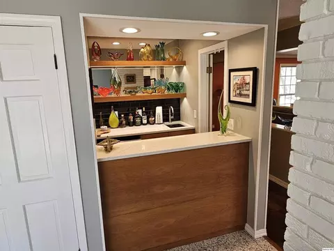 Kitchen - 20 Boca Dr, Hannibal, MO 63401 photo 1 of 5