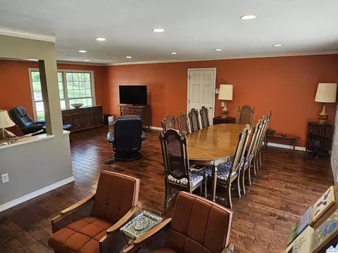 Dining - 20 Boca Dr, Hannibal, MO 63401 photo 1 of 2