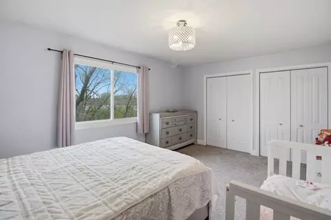 Bedroom - 8218 Daniel Dr, Justice, IL 60458 photo 6 of 7