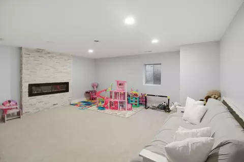 Other - 8218 Daniel Dr, Justice, IL 60458 photo 3 of 7