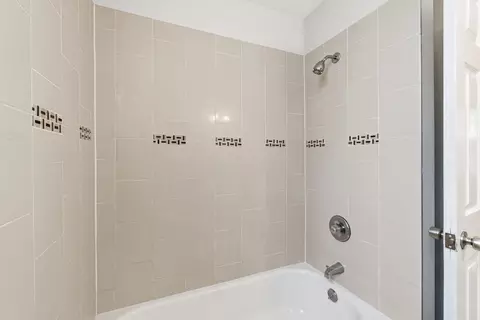 Bath - 2533 E 83rd St, Chicago, IL 60617 photo 2 of 2