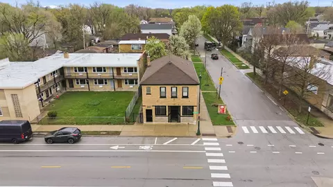 View/Area - 2533 E 83rd St, Chicago, IL 60617 photo 1 of 3