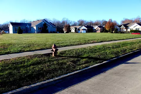 1 N Pointe Dr N North Pointe Dr, Salem, IL 62881