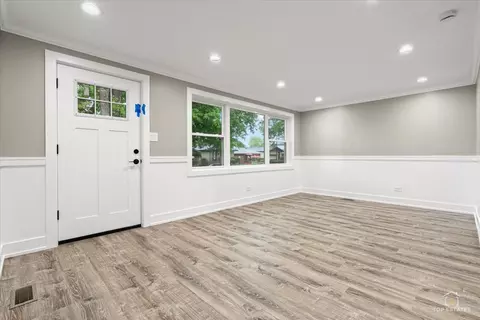Living - 11630 S May St, Chicago, IL 60643 photo 1 of 3