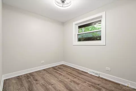 Bedroom - 11630 S May St, Chicago, IL 60643 photo 3 of 5