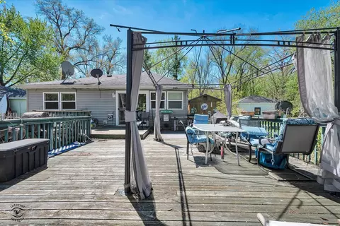 2693 N River Isle Rd, Momence, IL 60954