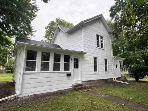 Exterior - 410 3rd St, Mendota, IL 61342 photo 1 of 4