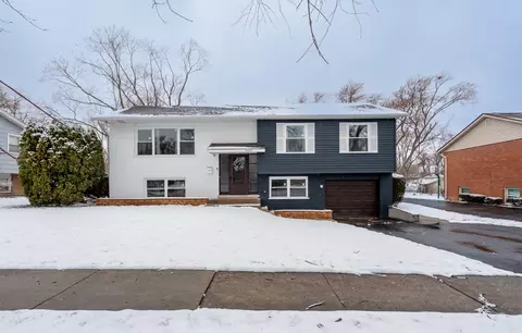 4624 177th St, Country Club Hills, IL 60478