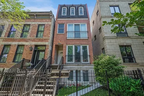 1947 N Wilmot Ave #2, Chicago, IL 60647