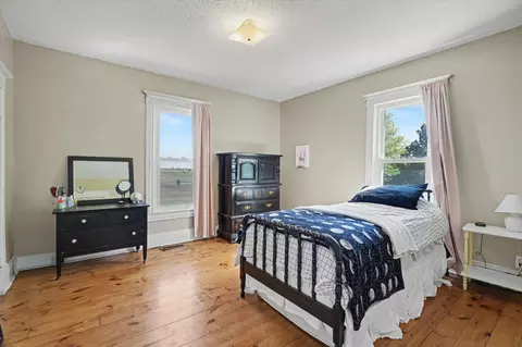 Bedroom - 23 E 1500 North Rd, Cisco, IL 61830 photo 9 of 10