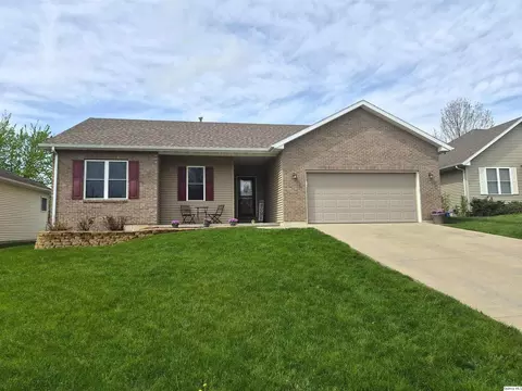 720 Brookfield Rd, Quincy, IL 62305