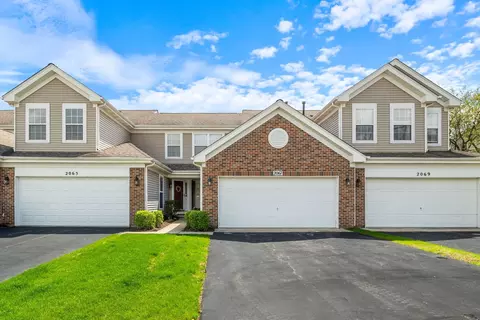 2067 Peach Tree Ln, Algonquin, IL 60102