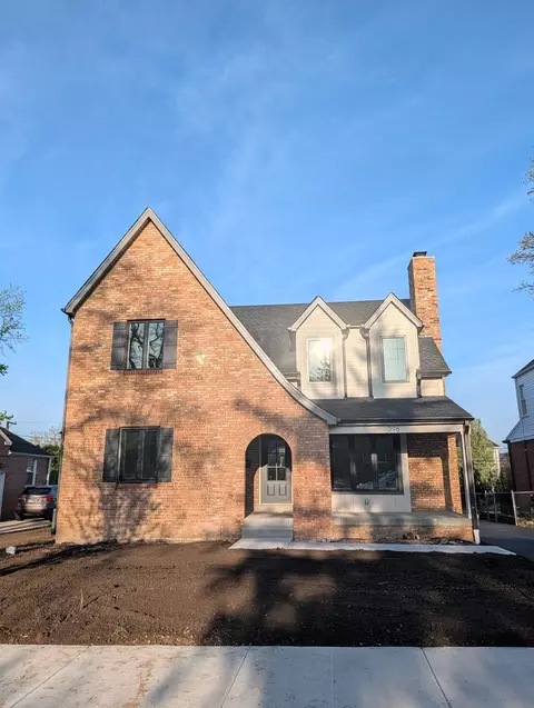 396 S Prospect Ave, Elmhurst, IL 60126