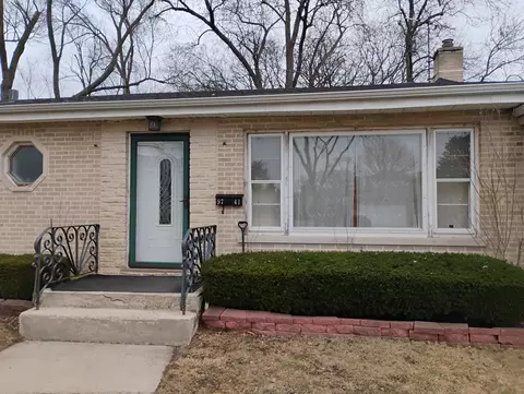 9741 Kildare Ave, Skokie, IL 60076