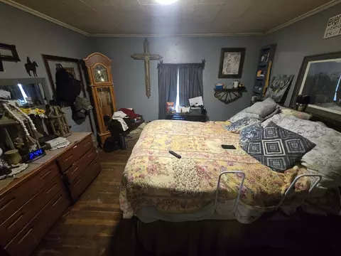 Bedroom - 208 W Bryan St, Herrin, IL 62948 photo 1 of 2
