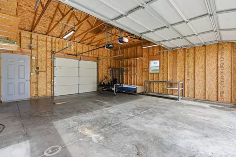 Other - 22816 243rd St, Eldridge, IA 52748 photo 5 of 9