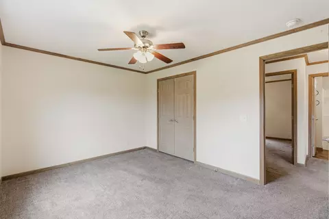 Bedroom - 22816 243rd St, Eldridge, IA 52748 photo 4 of 6
