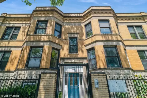 3266 W Wrightwood Ave #2, Chicago, IL 60647