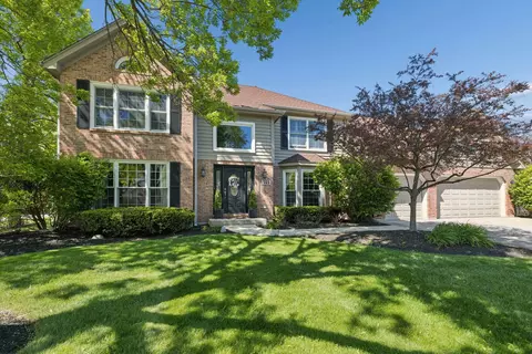 721 Burgess Hill Rd, Naperville, IL 60565