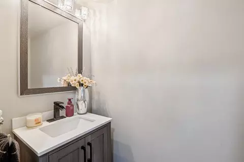 Bath - 2707 Cedar Breaks Ct, Plainfield, IL 60586 photo 1 of 3