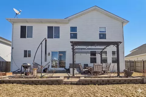 Exterior - 2707 Cedar Breaks Ct, Plainfield, IL 60586 photo 2 of 3