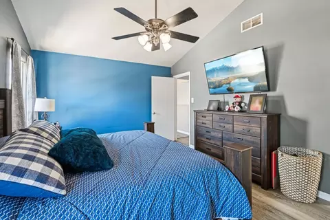 Bedroom - 2707 Cedar Breaks Ct, Plainfield, IL 60586 photo 3 of 5