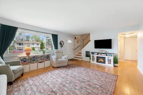 Living - 575 Jamison Ln, Hoffman Estates, IL 60169 photo 1 of 1