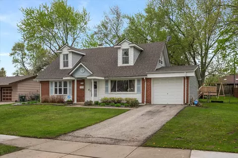 Exterior - 575 Jamison Ln, Hoffman Estates, IL 60169 photo 3 of 8