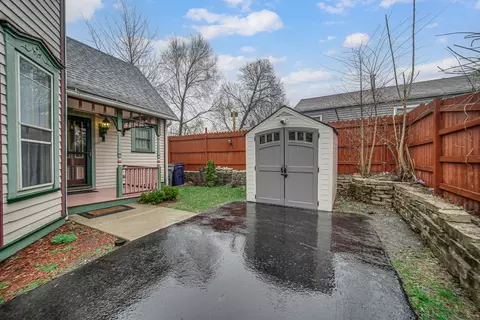Exterior - 268 Seneca St, Elgin, IL 60120 photo 5 of 5