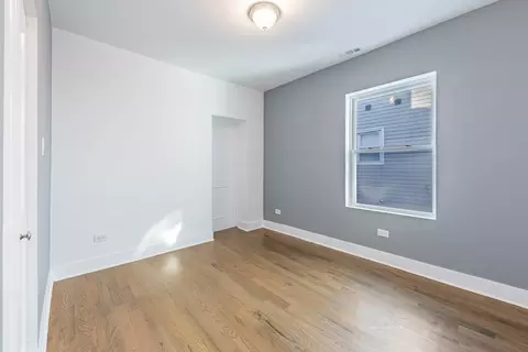 Bedroom - 2038 E 73rd St, Chicago, IL 60649 photo 6 of 6