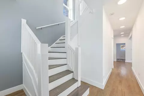 Entry Way - 2038 E 73rd St, Chicago, IL 60649 photo 1 of 5