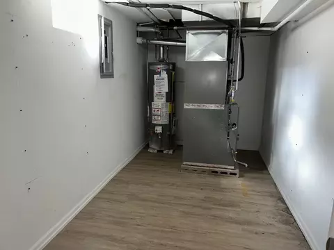 Other - 1757 E 71st Pl, Chicago, IL 60649 photo 9 of 12