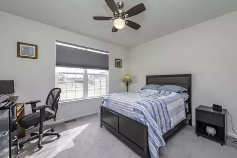 2214 Truman Trl, Mchenry, IL 60051 photo 21