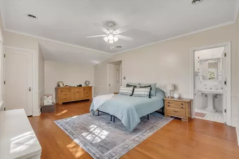 Bedroom - 1726 27th St, Moline, IL 61265 photo 3 of 13