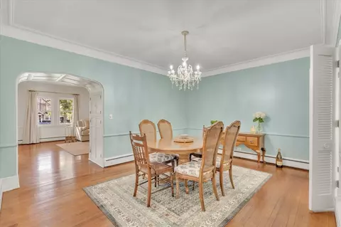 Dining - 1726 27th St, Moline, IL 61265 photo 3 of 6