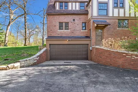 Exterior - 1726 27th St, Moline, IL 61265 photo 7 of 9