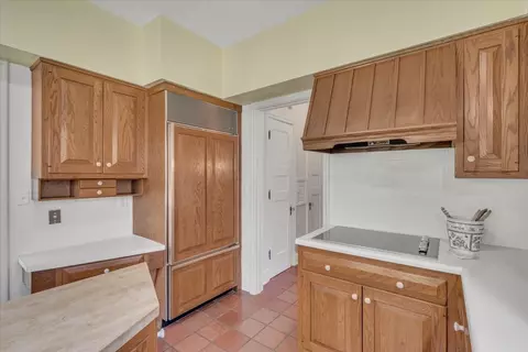 Kitchen - 1726 27th St, Moline, IL 61265 photo 7 of 7