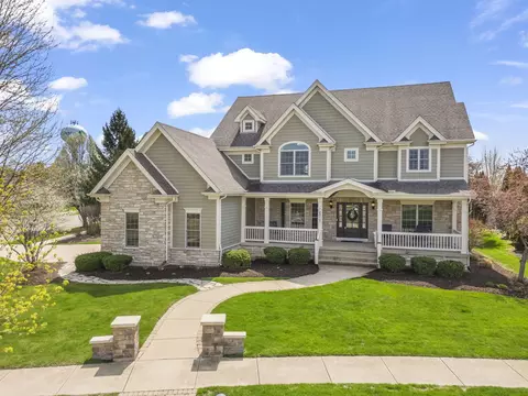 671 Sheffield Cir, Sugar Grove, IL 60554