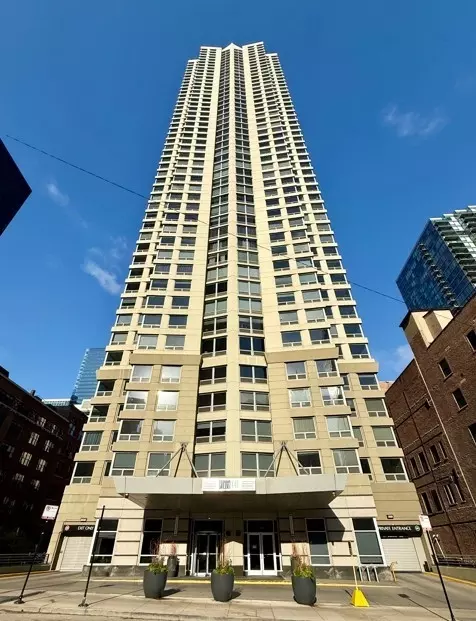 440 N Wabash Ave #1008, Chicago, IL 60611