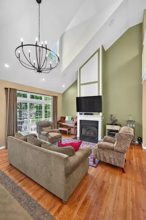 150 Orchards Pass, Bartlett, IL 60103 photo 14