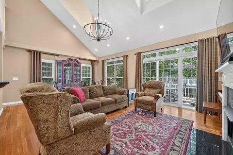 150 Orchards Pass, Bartlett, IL 60103 photo 16