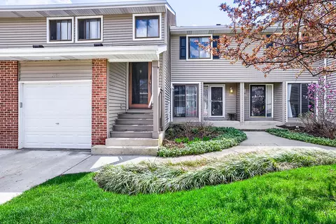 1092 Pinetree Cir N #0, Buffalo Grove, IL 60089