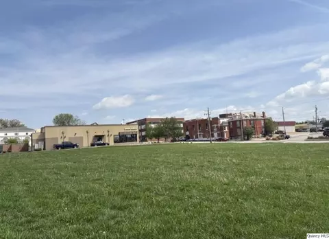 839 Vermont St, Quincy, IL 62301